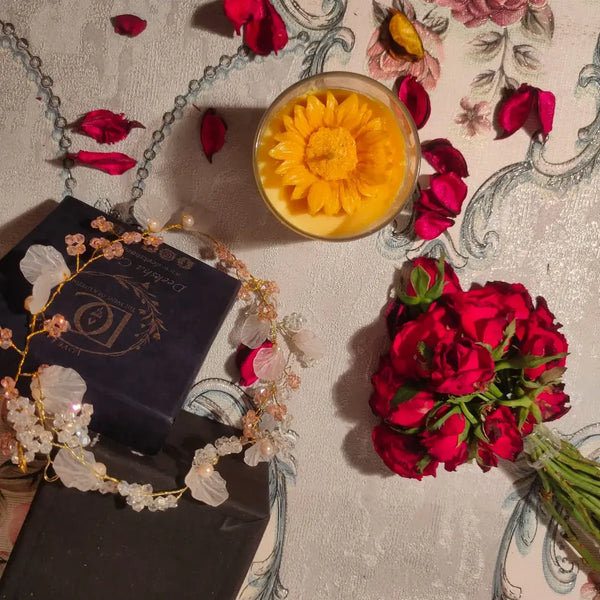 Flower Scented Candle | Pure Floral Essence | Luxurious Oud| 100% Soy Wax | 30+ Hour Burn | Deeksha Candles